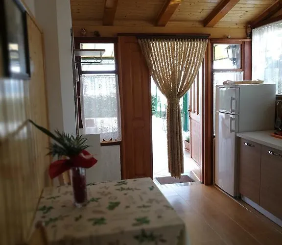 Val Mari - Laguna Апартаменты *